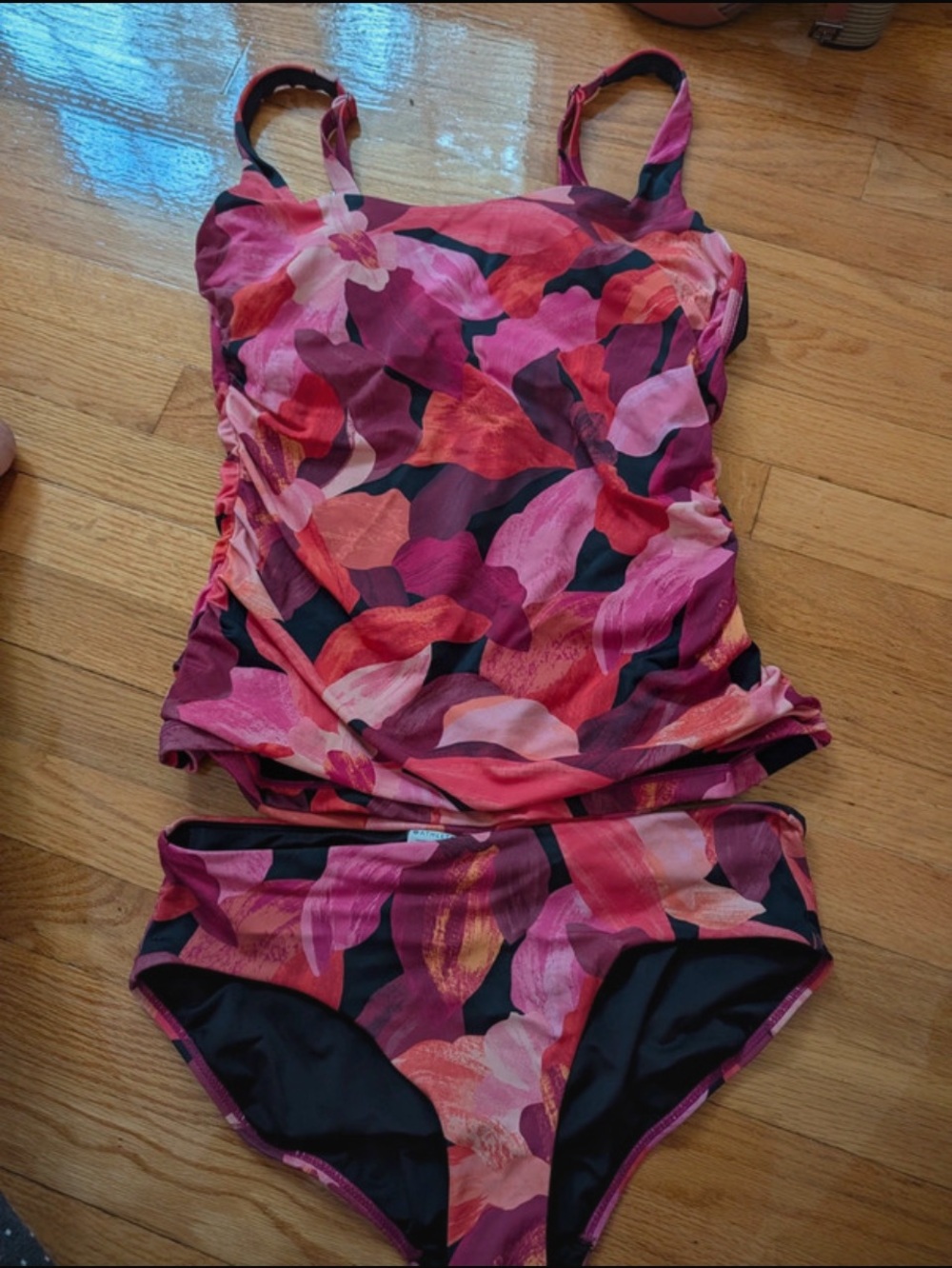 Athleta Coral and Pink Floral Swim Top with Black Lining